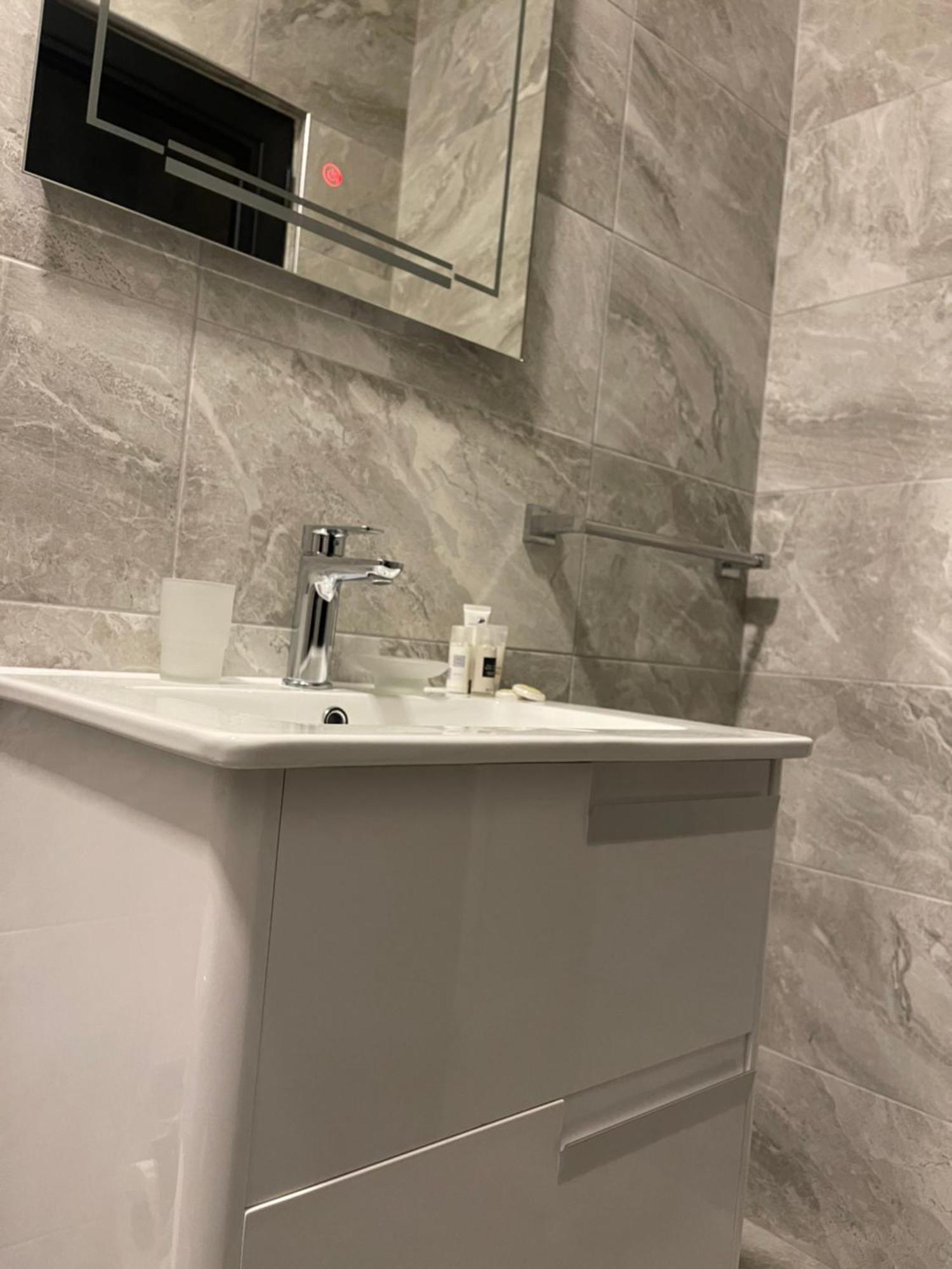 Ora Apartament Pogradec Ngoại thất bức ảnh