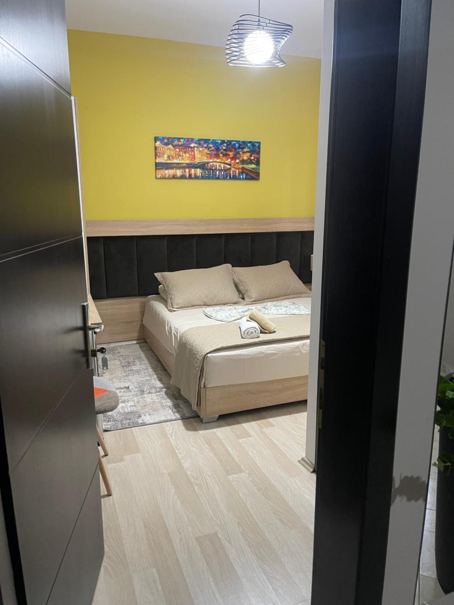 Small Hotel Ora Pogradec Ngoại thất bức ảnh