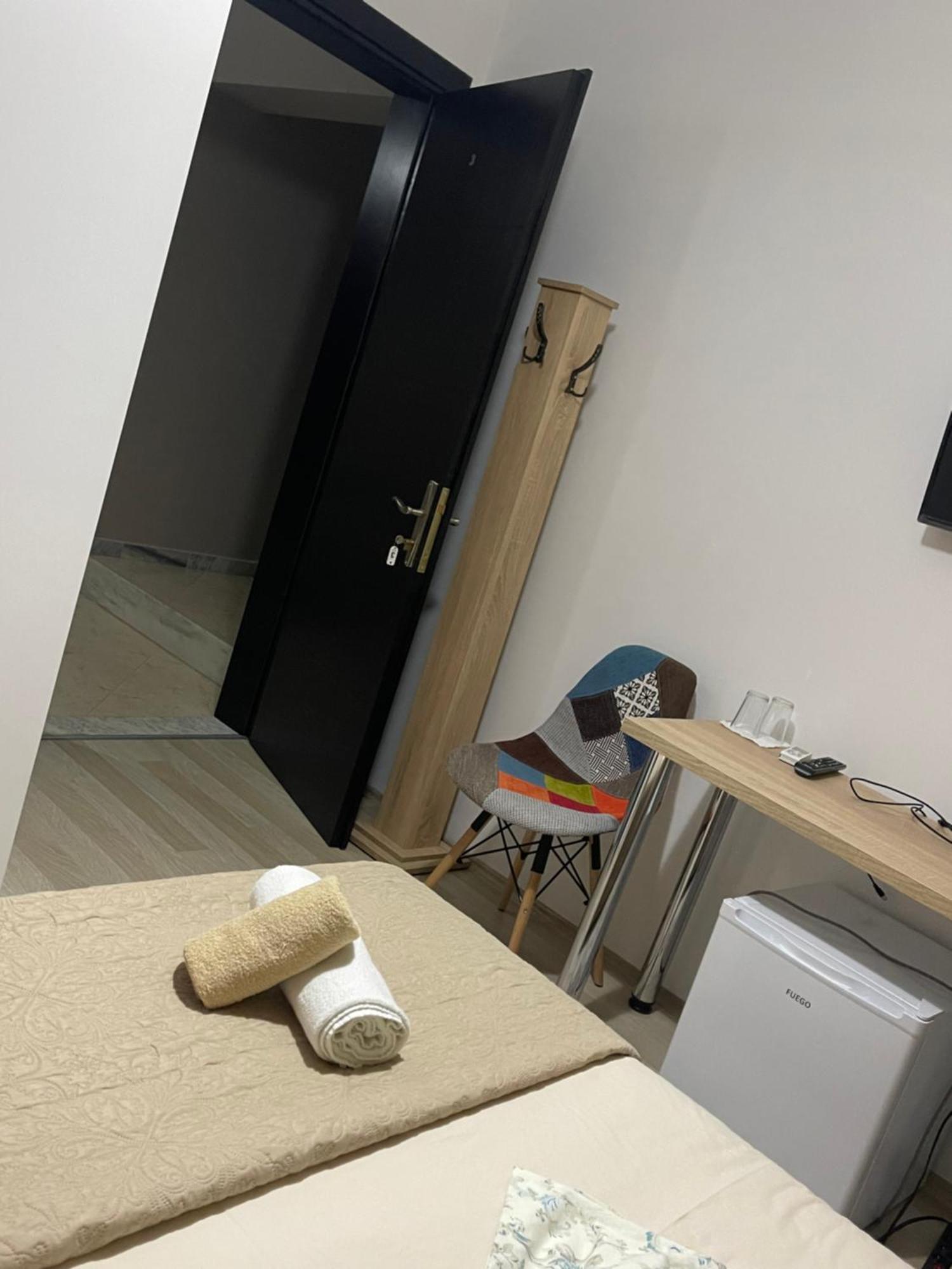 Ora Apartament Pogradec Ngoại thất bức ảnh