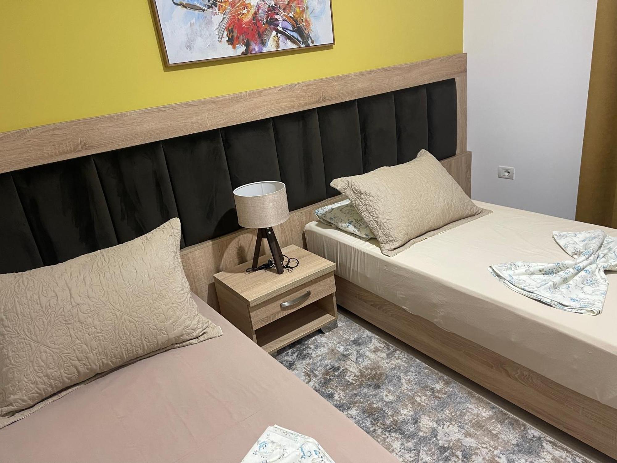 Ora Apartament Pogradec Ngoại thất bức ảnh