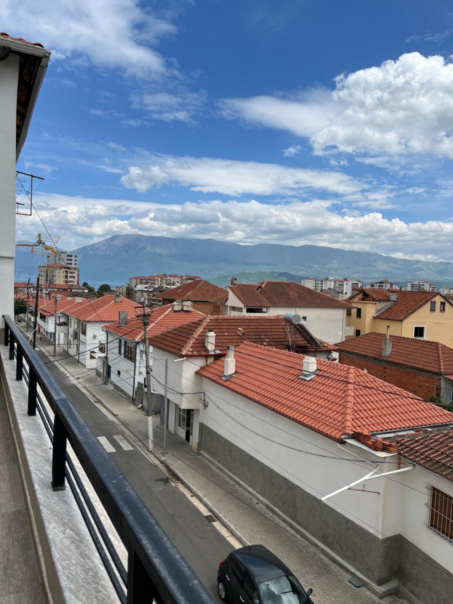Ora Apartament Pogradec Ngoại thất bức ảnh