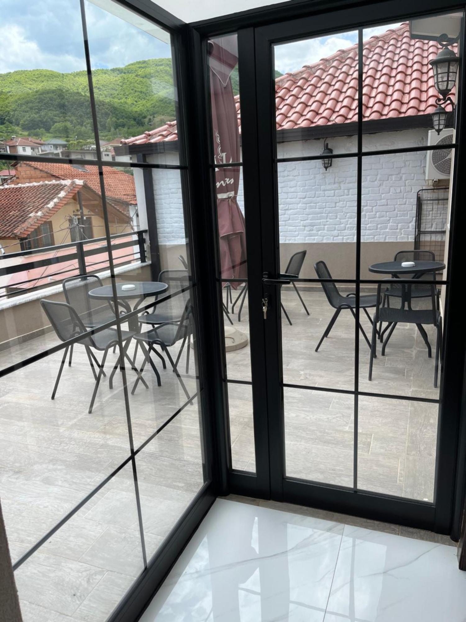 Ora Apartament Pogradec Ngoại thất bức ảnh